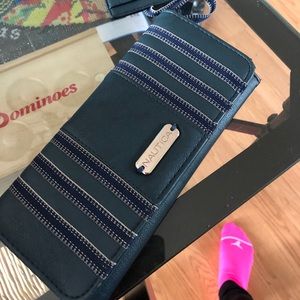 Teal Nautica wallet. Excellent shape